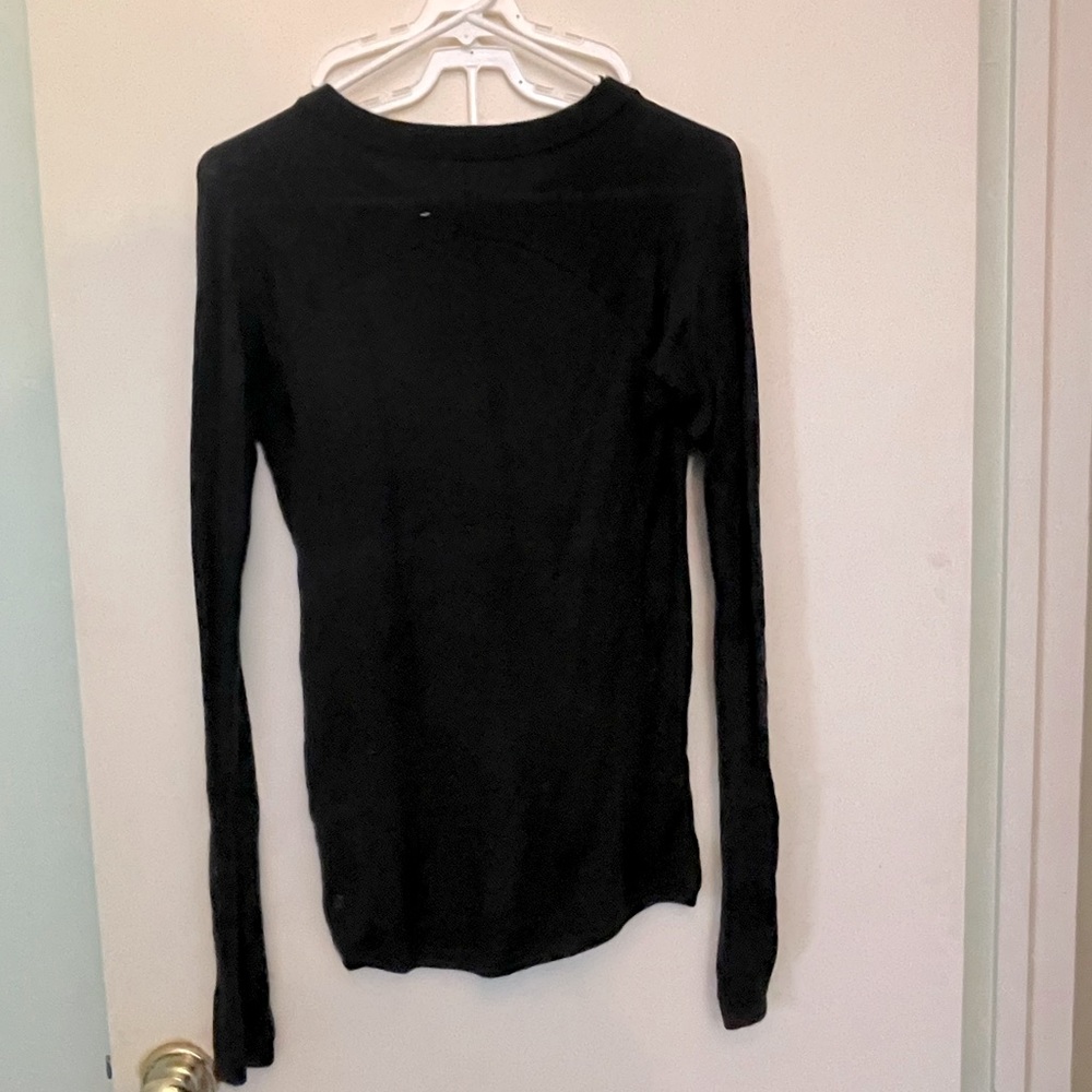 Lululemon black sweater